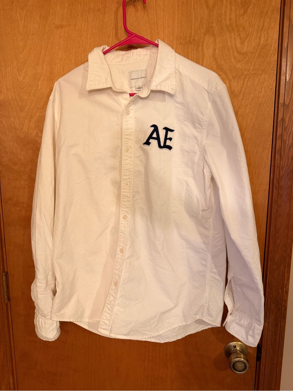 American Eagle White Oxford Button Up Varsity Patch Shirt L